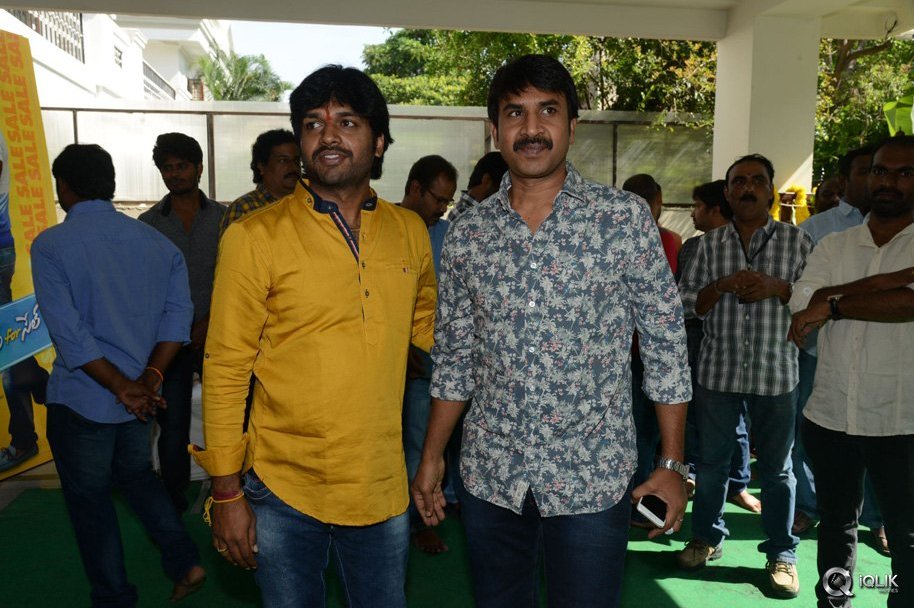 Supreme-Movie-Opening